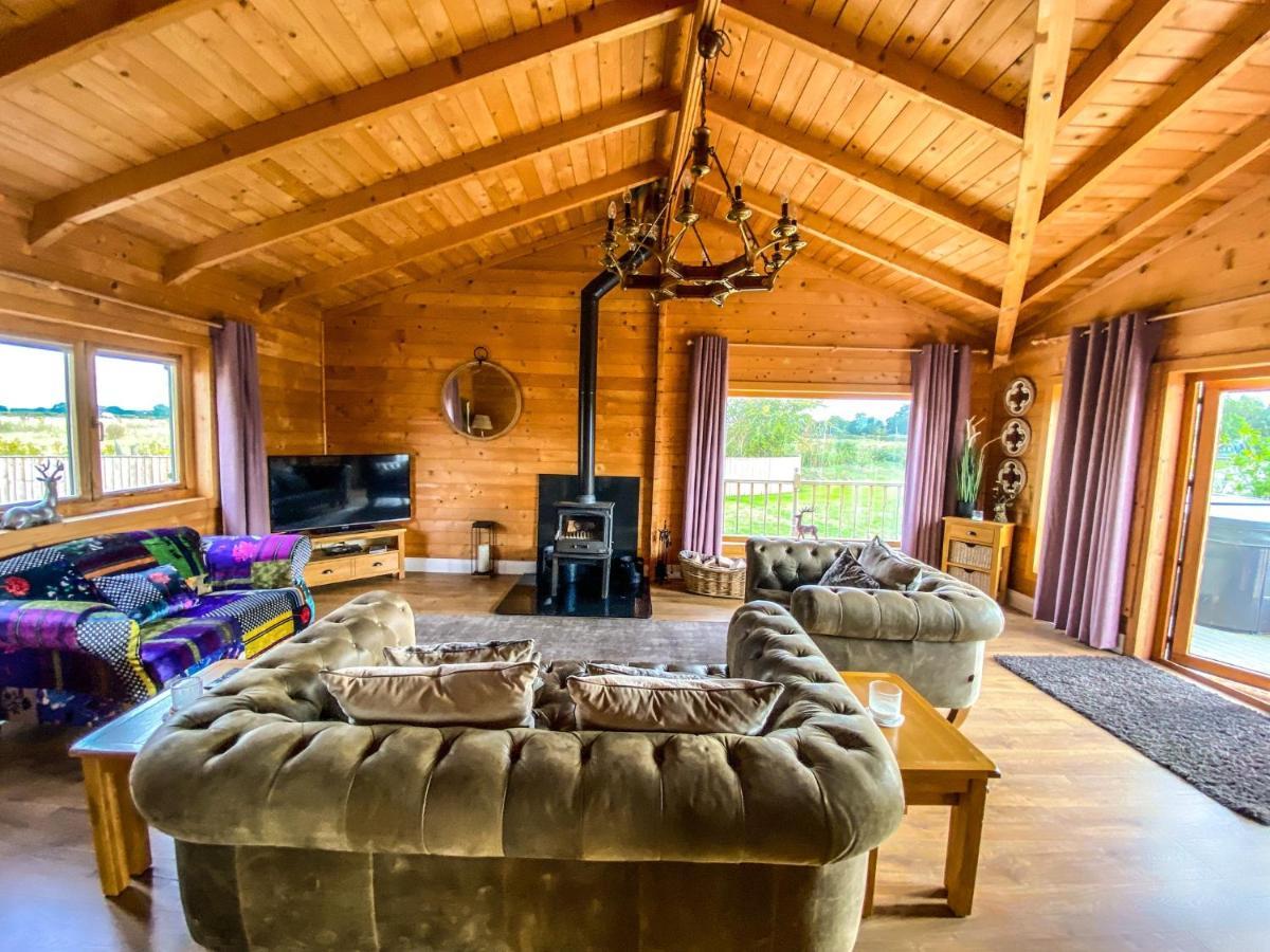Beautiful 3-Bed Luxury Private Lodge In Йорк Экстерьер фото