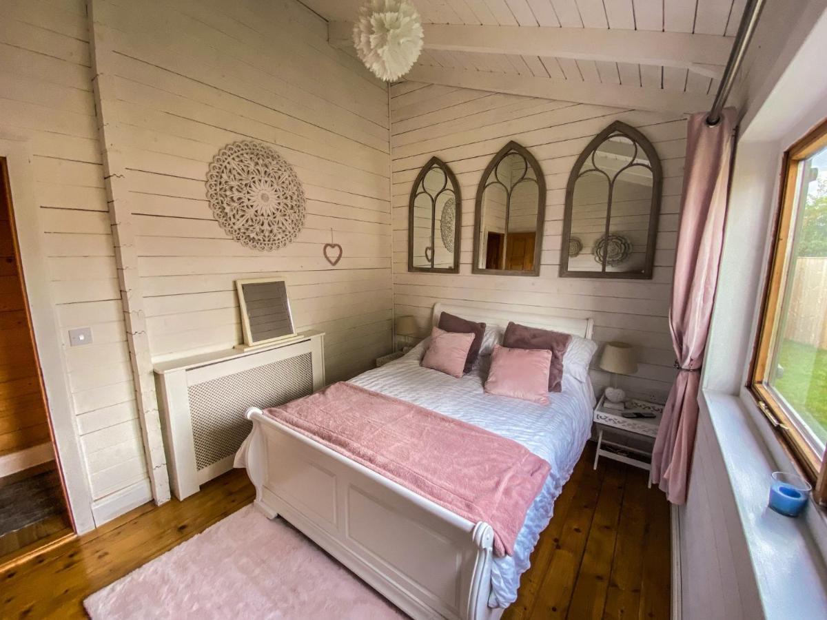 Beautiful 3-Bed Luxury Private Lodge In Йорк Экстерьер фото